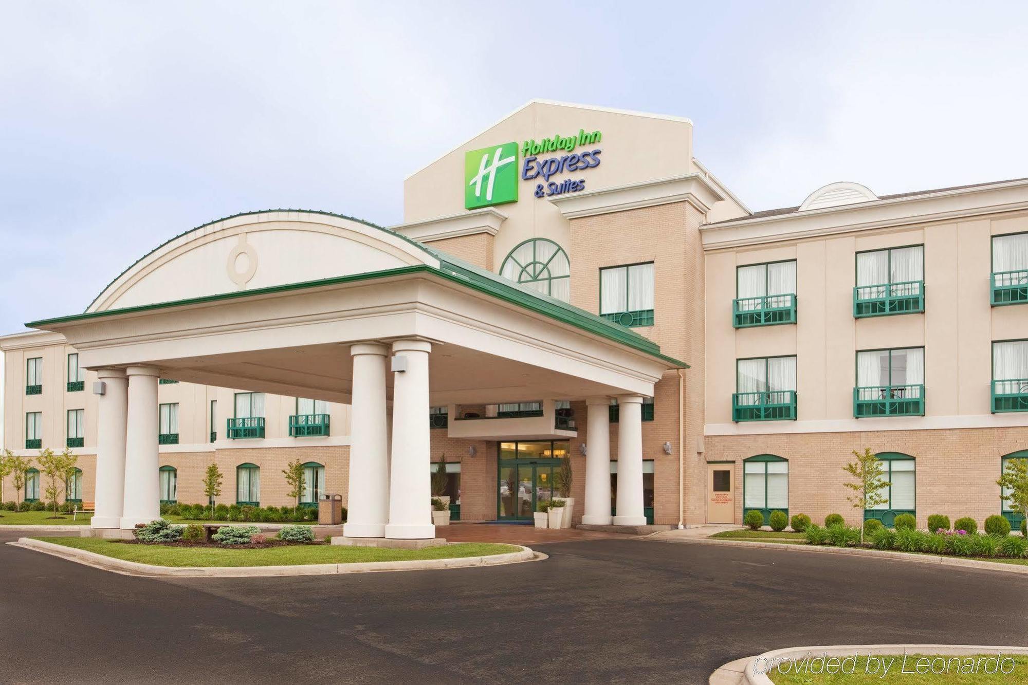 Holiday Inn Express Hotel & Suites Dieppe Airport By Ihg Moncton Exterior photo