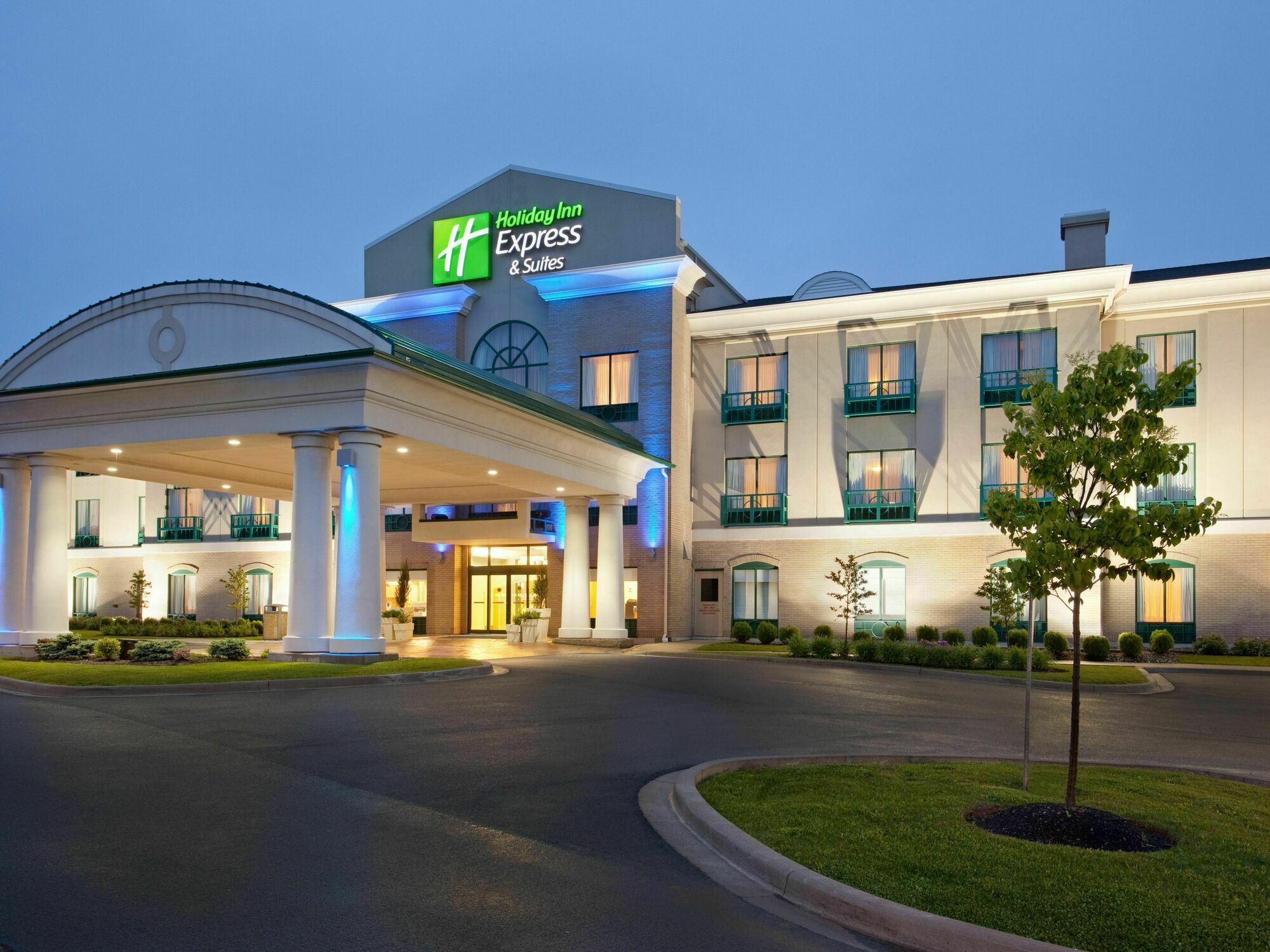 Holiday Inn Express Hotel & Suites Dieppe Airport By Ihg Moncton Exterior photo